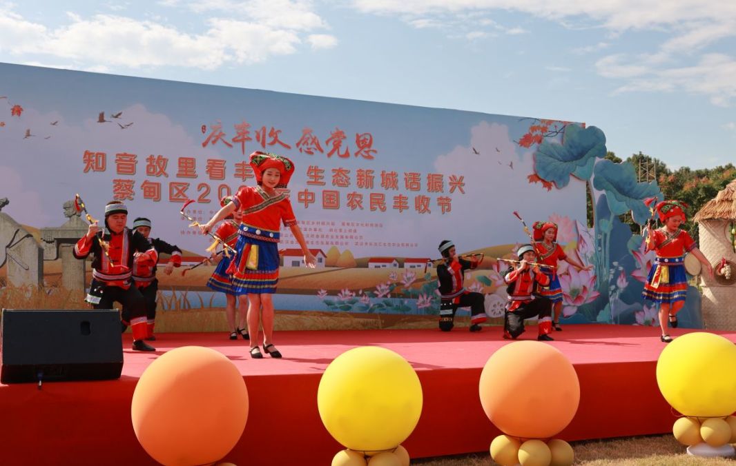 164631nb4mqmo8xvmrcg6m.jpg