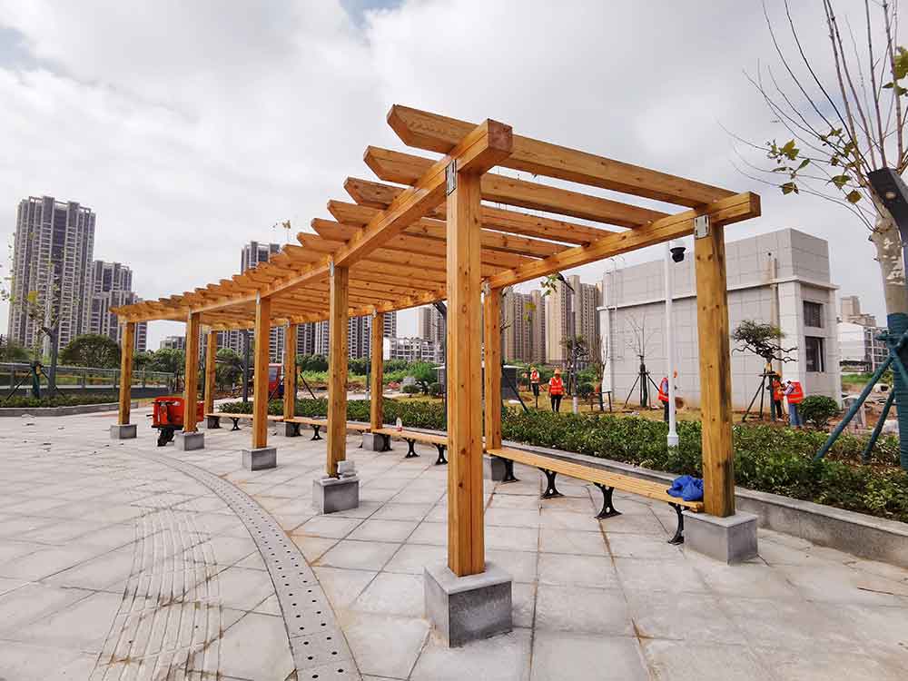 临嶂大道绿化广场改造工程项目施工现场-记者吴亭摄-(3)-拷贝.jpg