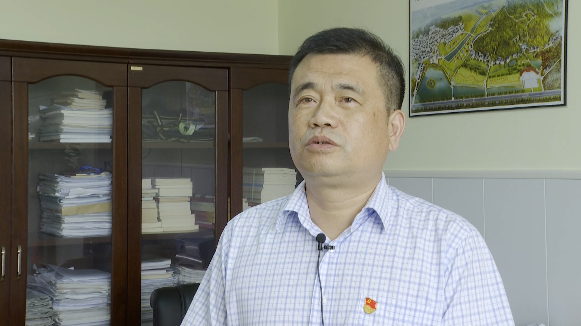 李军.jpg