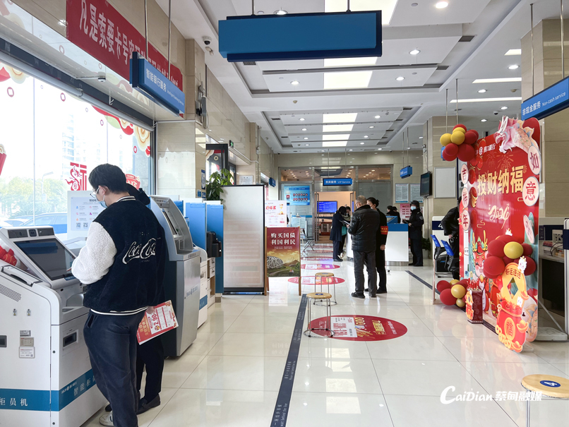 163315rqqozazbeiyex84p.jpg