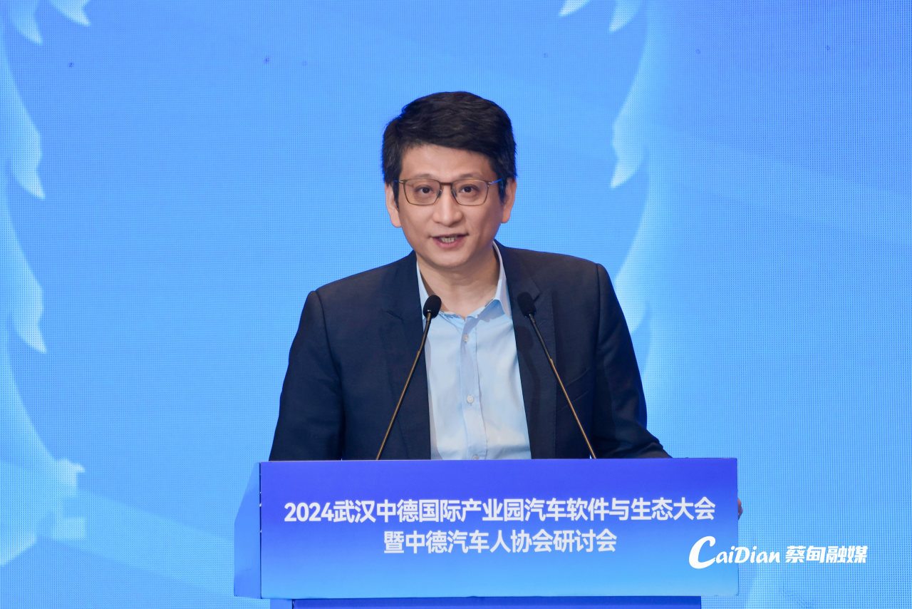 220516lisqfu8qq8hrisqs.jpg