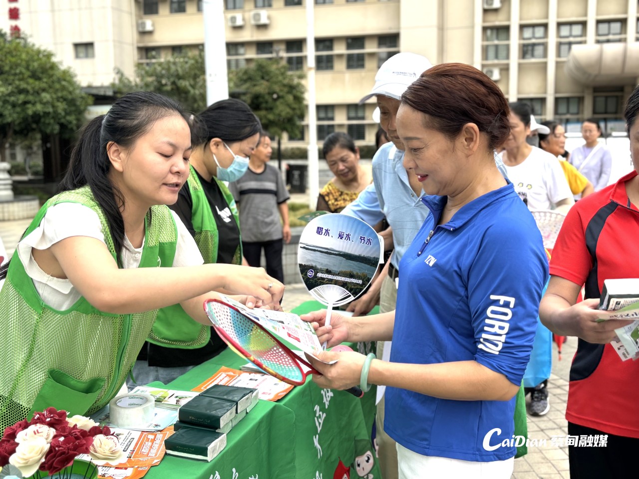 091734a3t82sqtix767gtk.jpg