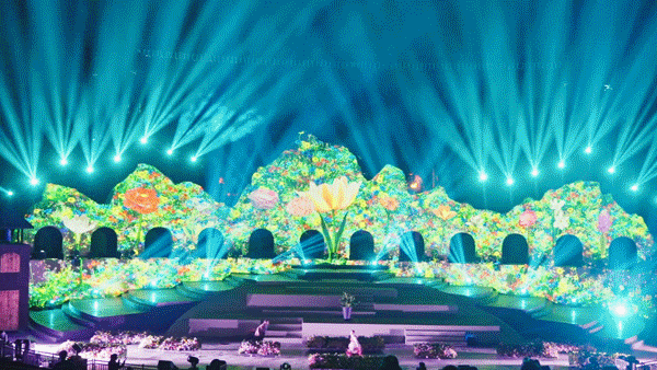 135058rpztomotvsg0dstd.gif