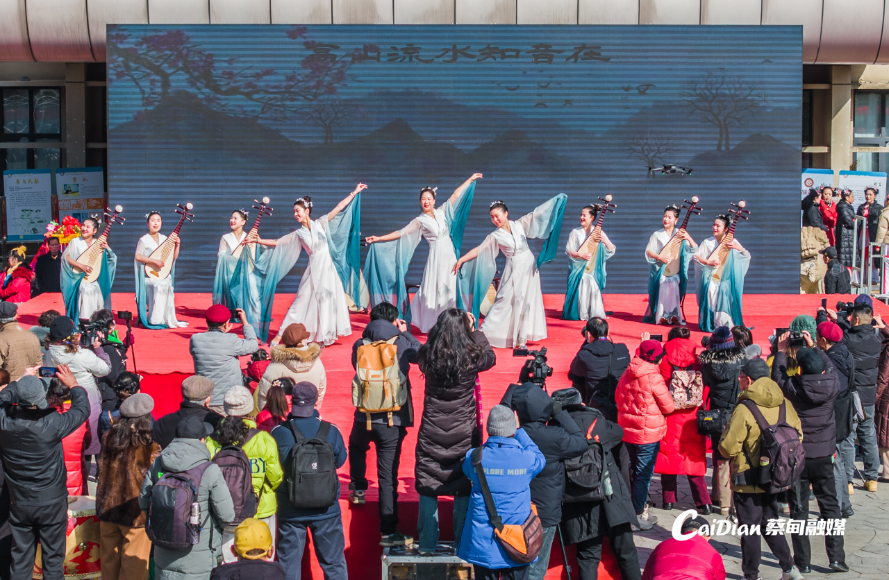 100452h31dss9uau9uhsea.jpg